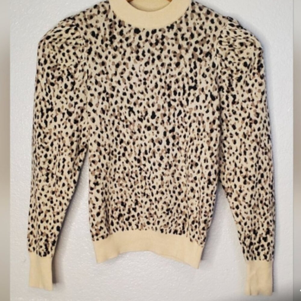 NWOT Who What Wear Leopard Print Stretch Knit Sweater Puff Shoulder SIZE MEDIUM - Picture 2 of 2
